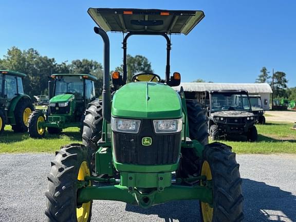 Image of John Deere 5055E equipment image 1