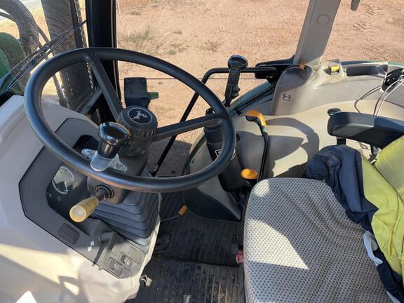 Image of John Deere 5055E equipment image 2