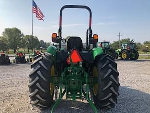 Main image John Deere 5055E 4