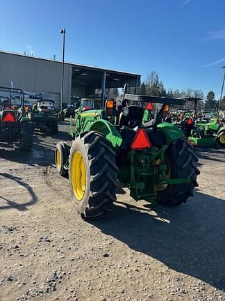 Image of John Deere 5055E equipment image 1