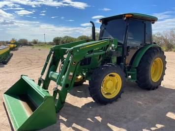 Main image John Deere 5055E