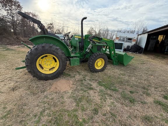 Image of John Deere 5055E equipment image 2