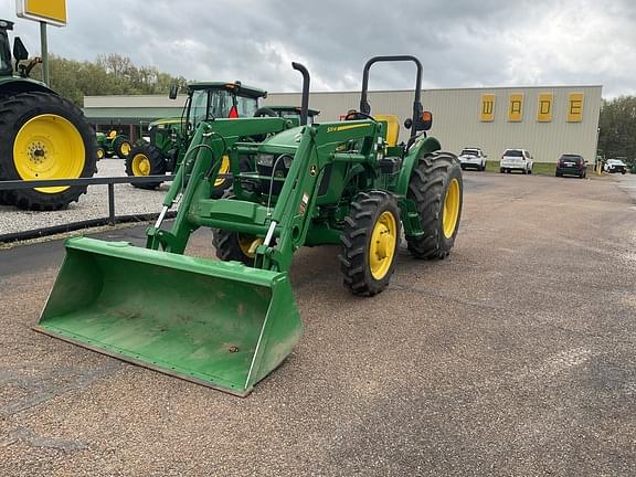 Image of John Deere 5055E equipment image 1