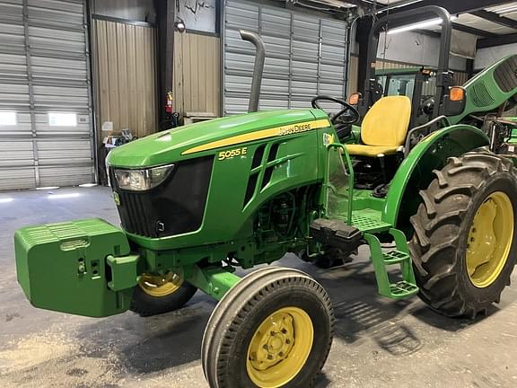 Image of John Deere 5055E Primary image