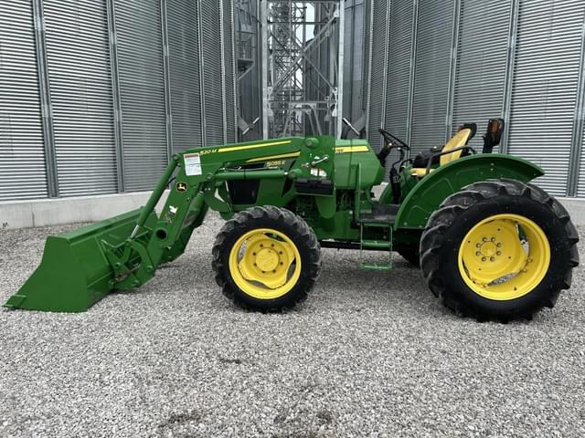 Image of John Deere 5055E equipment image 2