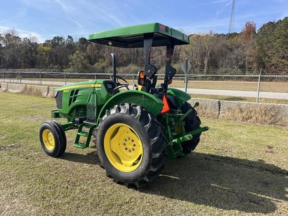 Image of John Deere 5055E equipment image 3