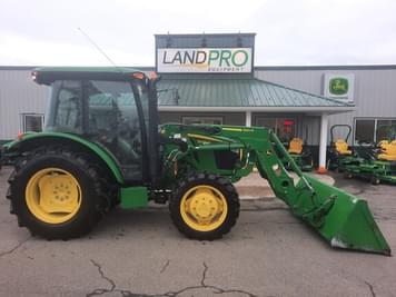 Main image John Deere 5065E