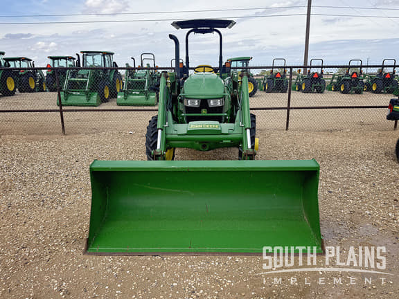 Image of John Deere 5065E equipment image 2