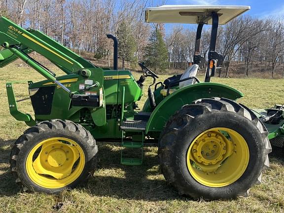 Image of John Deere 5065E equipment image 1