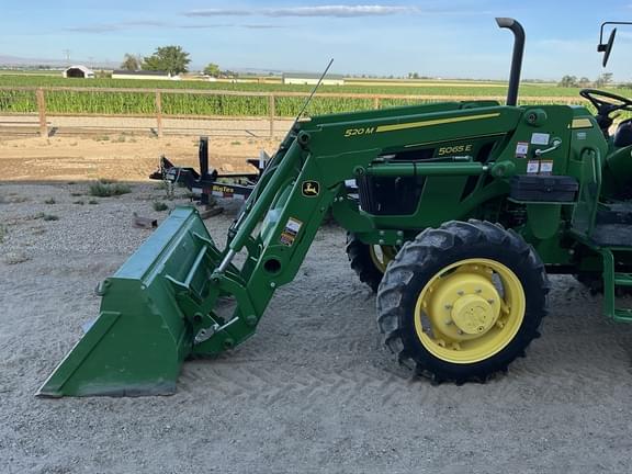 Image of John Deere 5065E equipment image 3