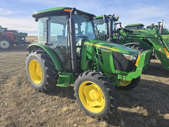 Main image John Deere 5065E