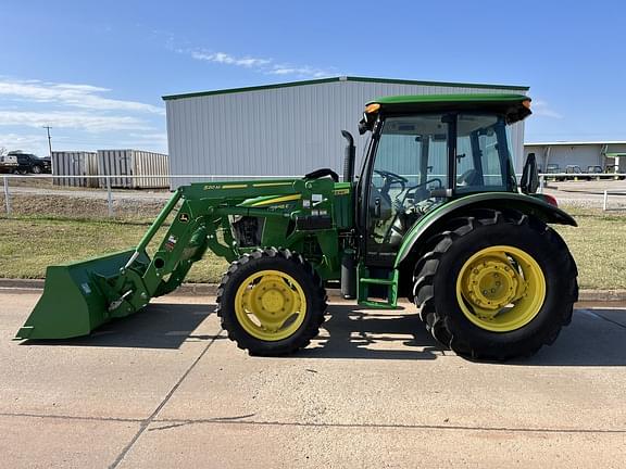 Image of John Deere 5065E equipment image 1