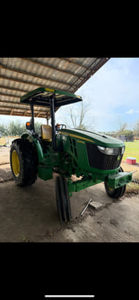 Image of John Deere 5065E equipment image 4