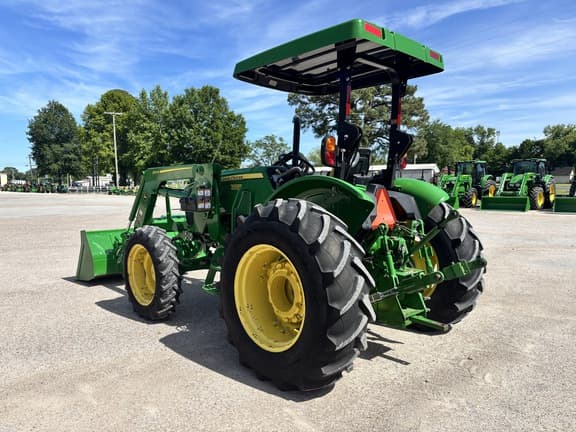 Image of John Deere 5065E equipment image 2