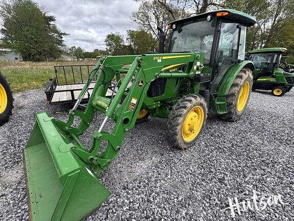 Image of John Deere 5065E equipment image 1