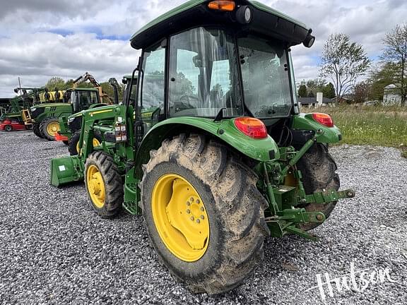 Image of John Deere 5065E equipment image 2