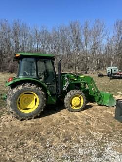 Image of John Deere 5065E equipment image 1