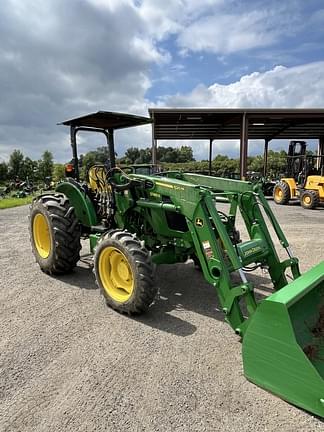 Image of John Deere 5065E equipment image 1