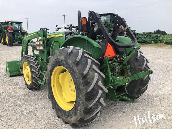 Image of John Deere 5065E equipment image 3