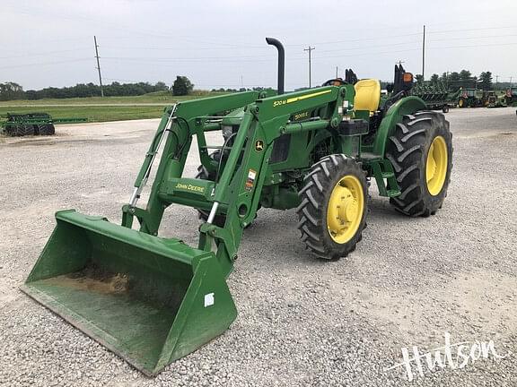 Image of John Deere 5065E equipment image 2