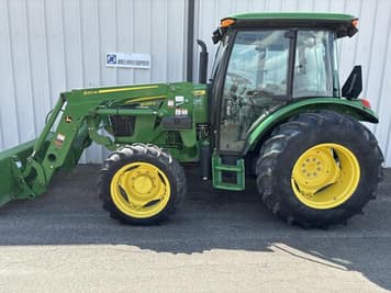 Main image John Deere 5065E