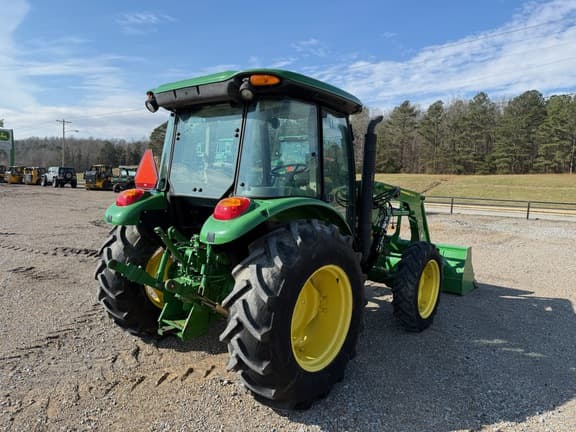 Image of John Deere 5065E equipment image 3