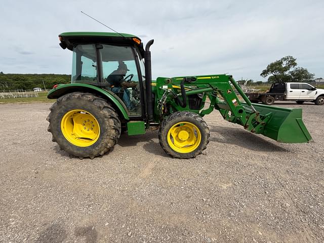 Image of John Deere 5075E equipment image 1