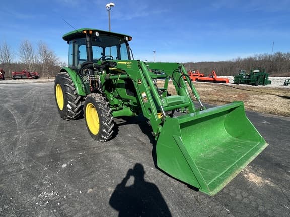 Image of John Deere 5075E equipment image 3