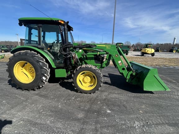 Image of John Deere 5075E equipment image 4