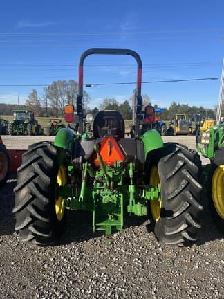 Image of John Deere 5075E equipment image 3