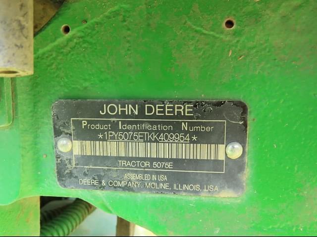 Image of John Deere 5075E equipment image 2