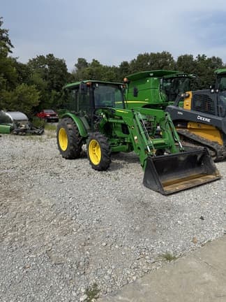 Main image John Deere 5075E