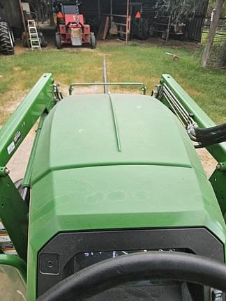 Image of John Deere 5075E equipment image 3