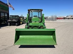 Main image John Deere 5075E 8