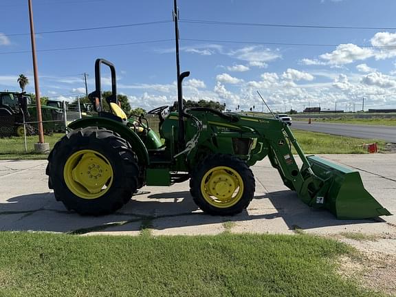 Image of John Deere 5075E equipment image 2