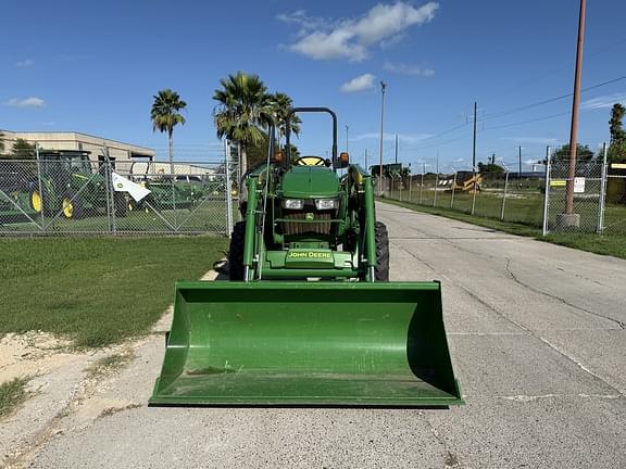 Image of John Deere 5075E equipment image 1