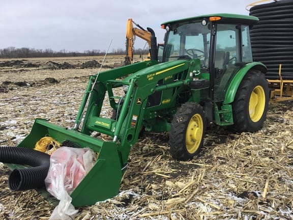 Main image John Deere 5075E