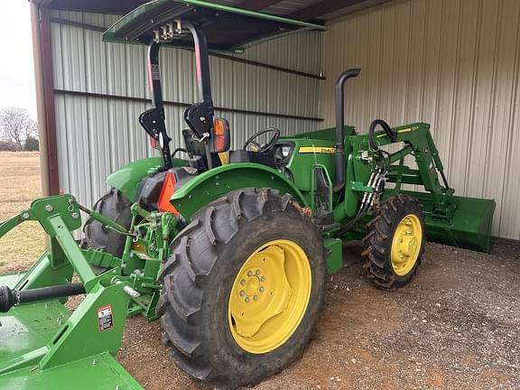 Image of John Deere 5075E equipment image 4