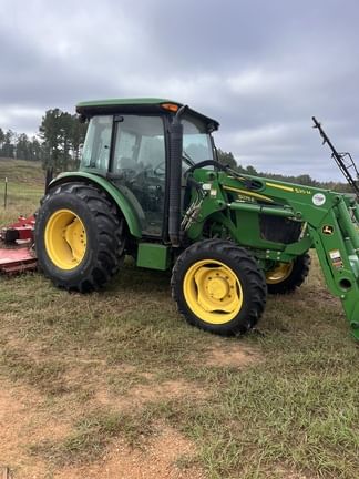 2019 John Deere 5075E Equipment Image0