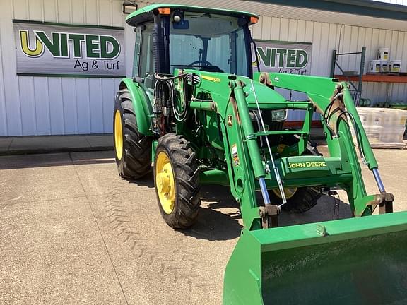 Image of John Deere 5075E equipment image 4
