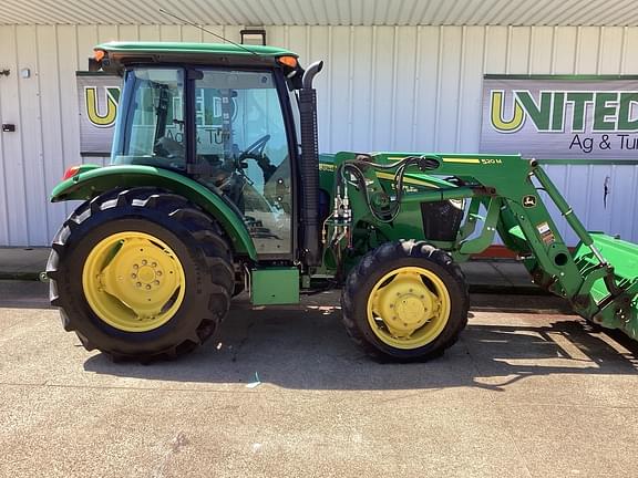 Image of John Deere 5075E equipment image 3