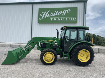 Main image John Deere 5075E