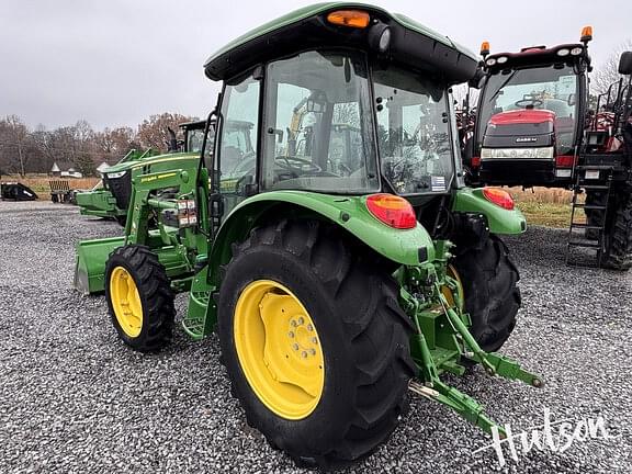 Image of John Deere 5075E equipment image 3