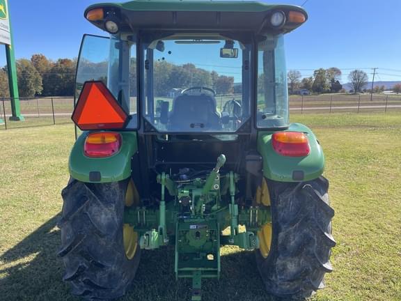 Image of John Deere 5075E equipment image 3