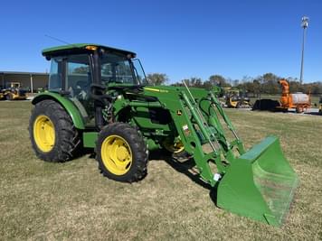 Main image John Deere 5075E