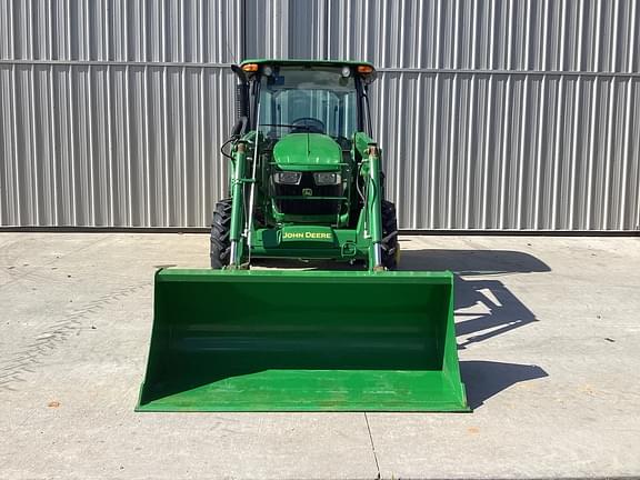 Image of John Deere 5075E equipment image 2