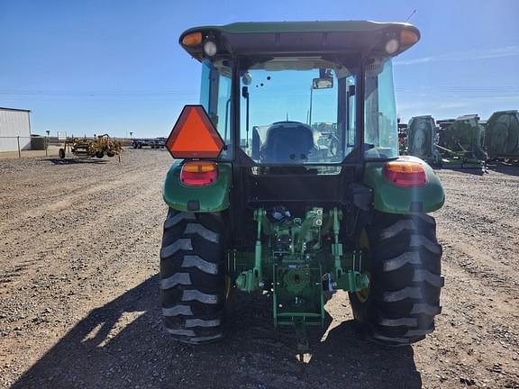 Image of John Deere 5075E equipment image 3