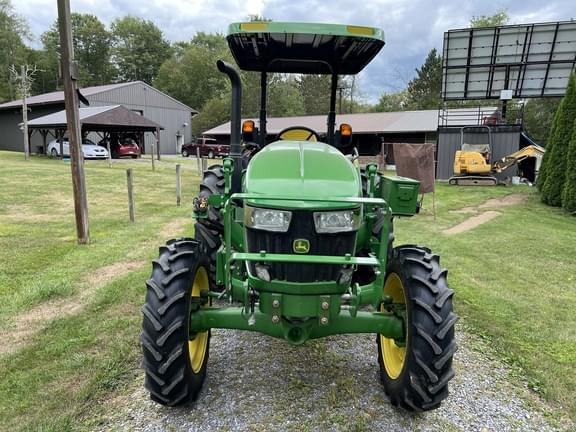 Image of John Deere 5075E equipment image 1