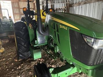 Main image John Deere 5075E