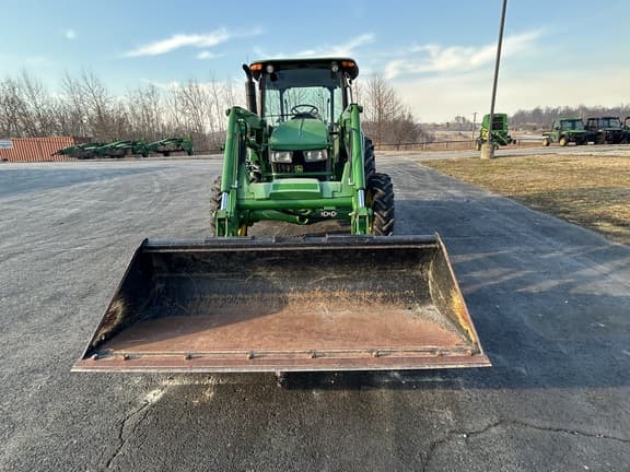 Image of John Deere 5075E equipment image 2